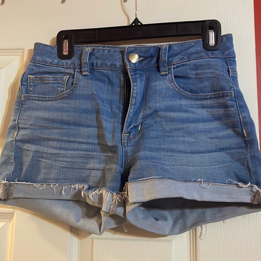 AE Super stretch shorts